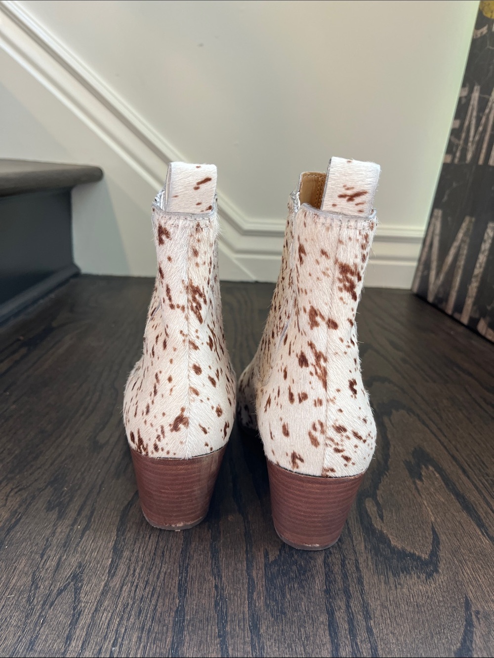 🧋 Lucky Brand Radah Blanche Cowhide Hair On Hide Western Ankle Boots 9.5 - Picture 3 of 9